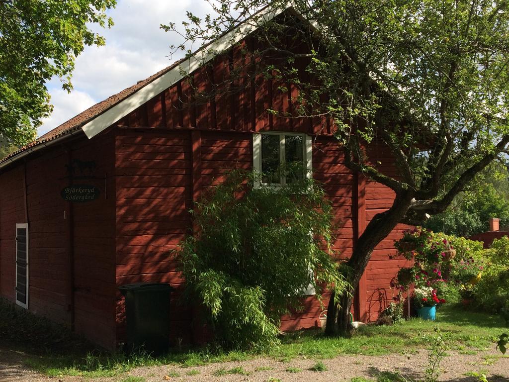 Bjaerkeryd Soedergard Bed & Stable Kisa Exterior foto